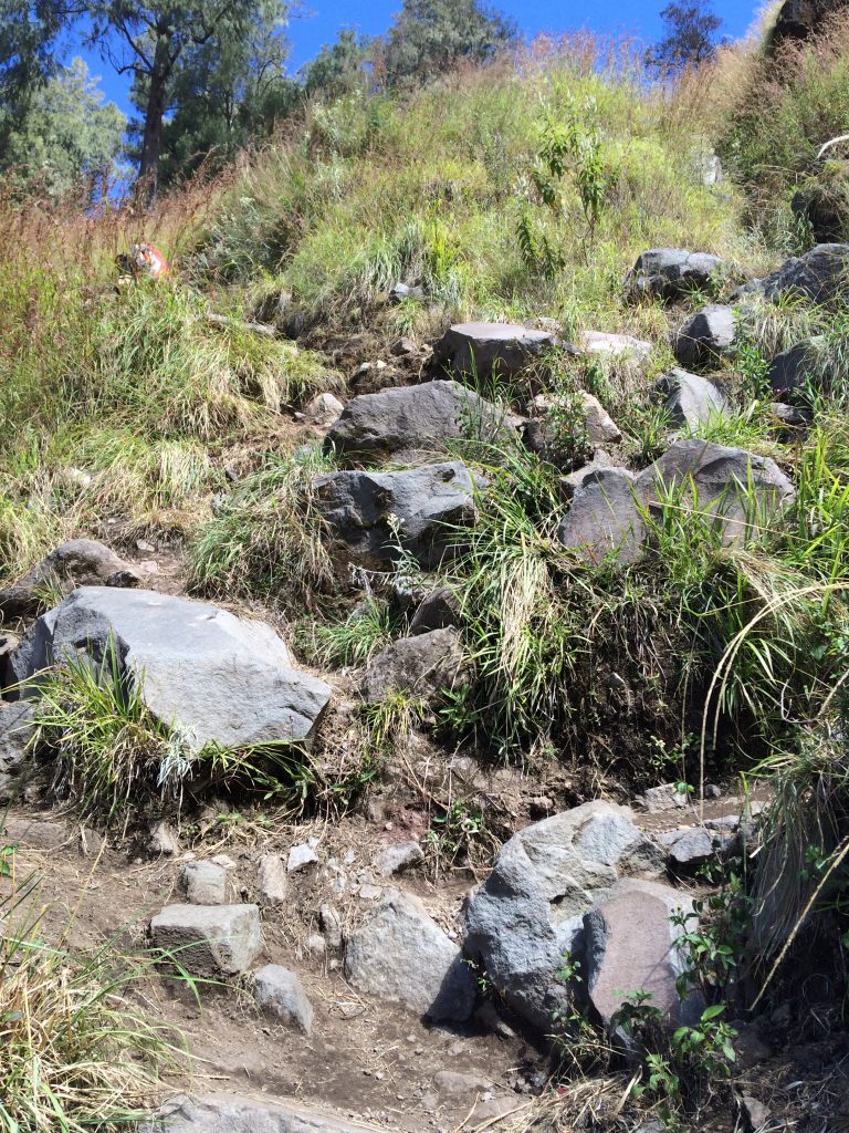 Medan Pendakian dari Danau Segara Anak menuju Plawangan Senaru